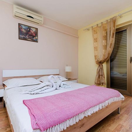 Apartments Zeljka Mundanije Экстерьер фото