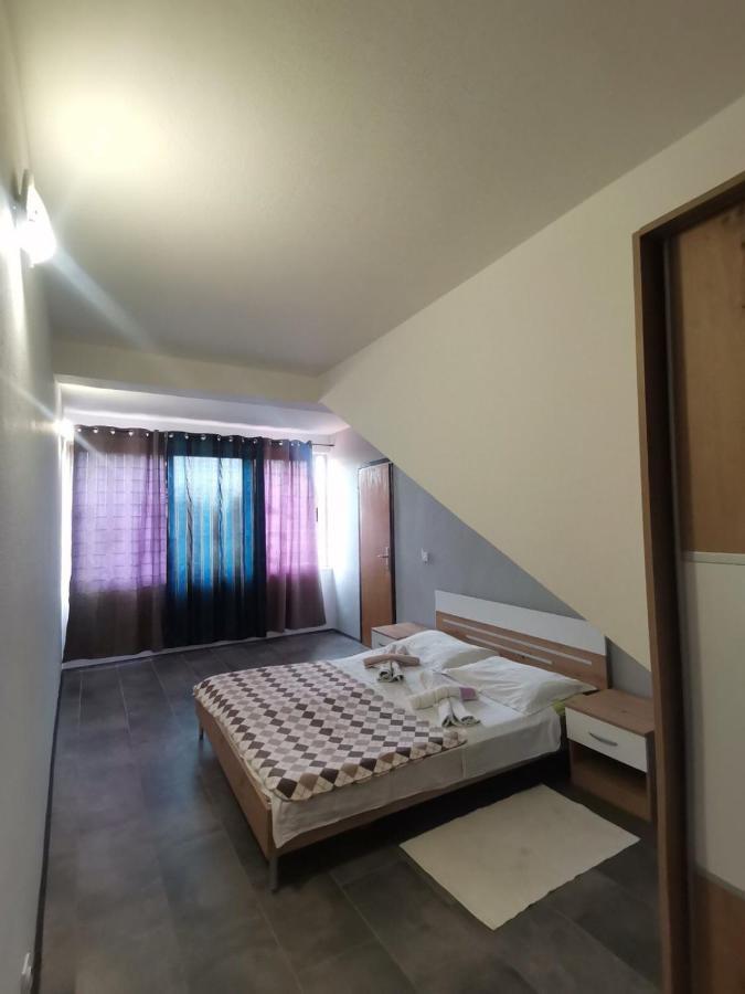 Apartments Zeljka Mundanije Экстерьер фото